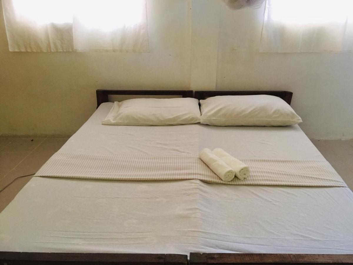 Carabao Guest House San Jose  外观 照片